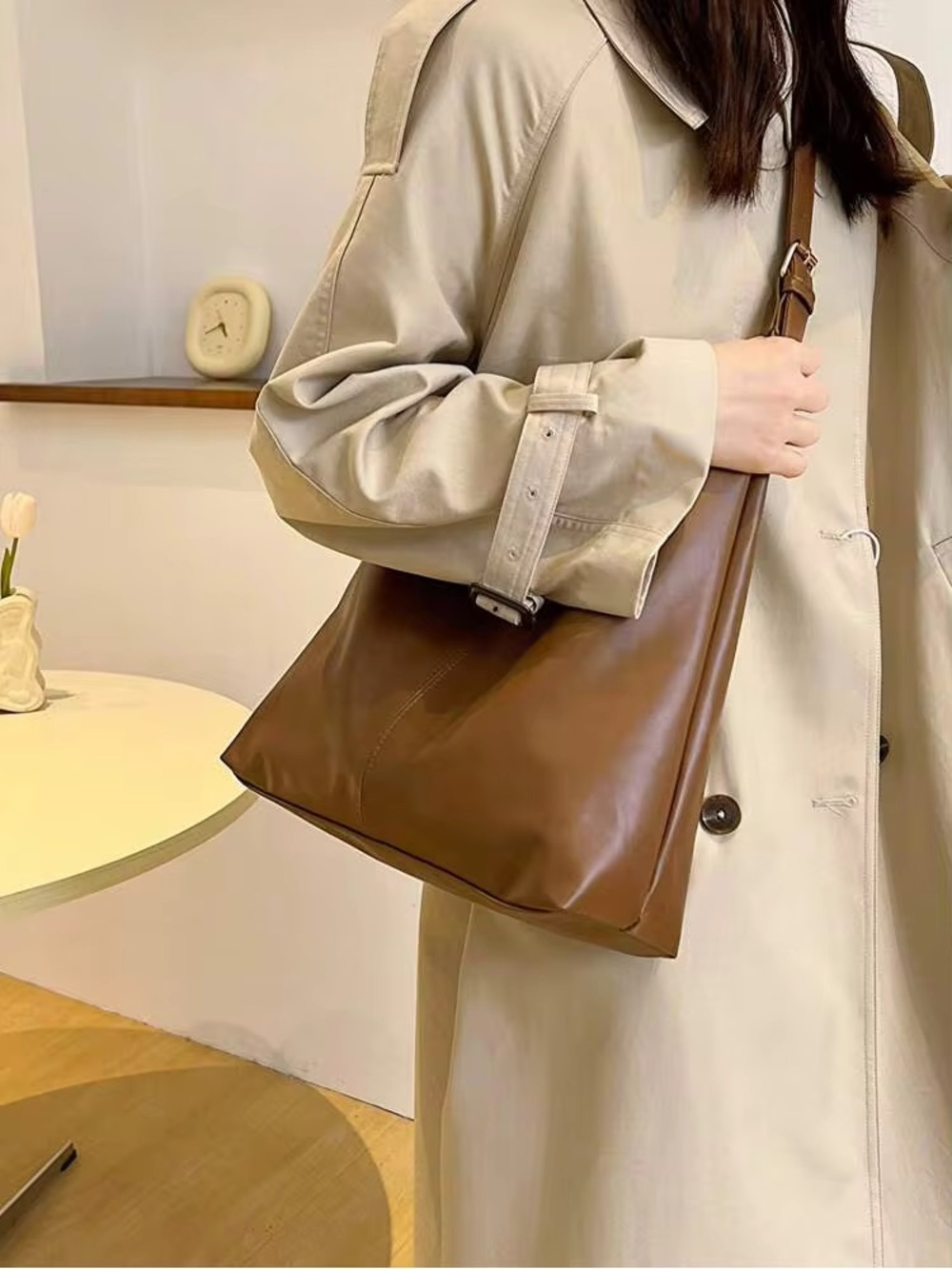 Tan Brown faux Leather large adjustable strap shoulder Tote bag - Picture 5 of 7